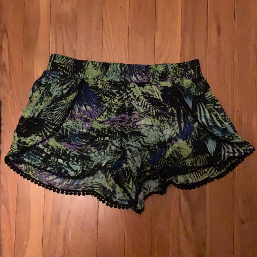 Wet Seal Shorts Size Medium Green Blue Black
